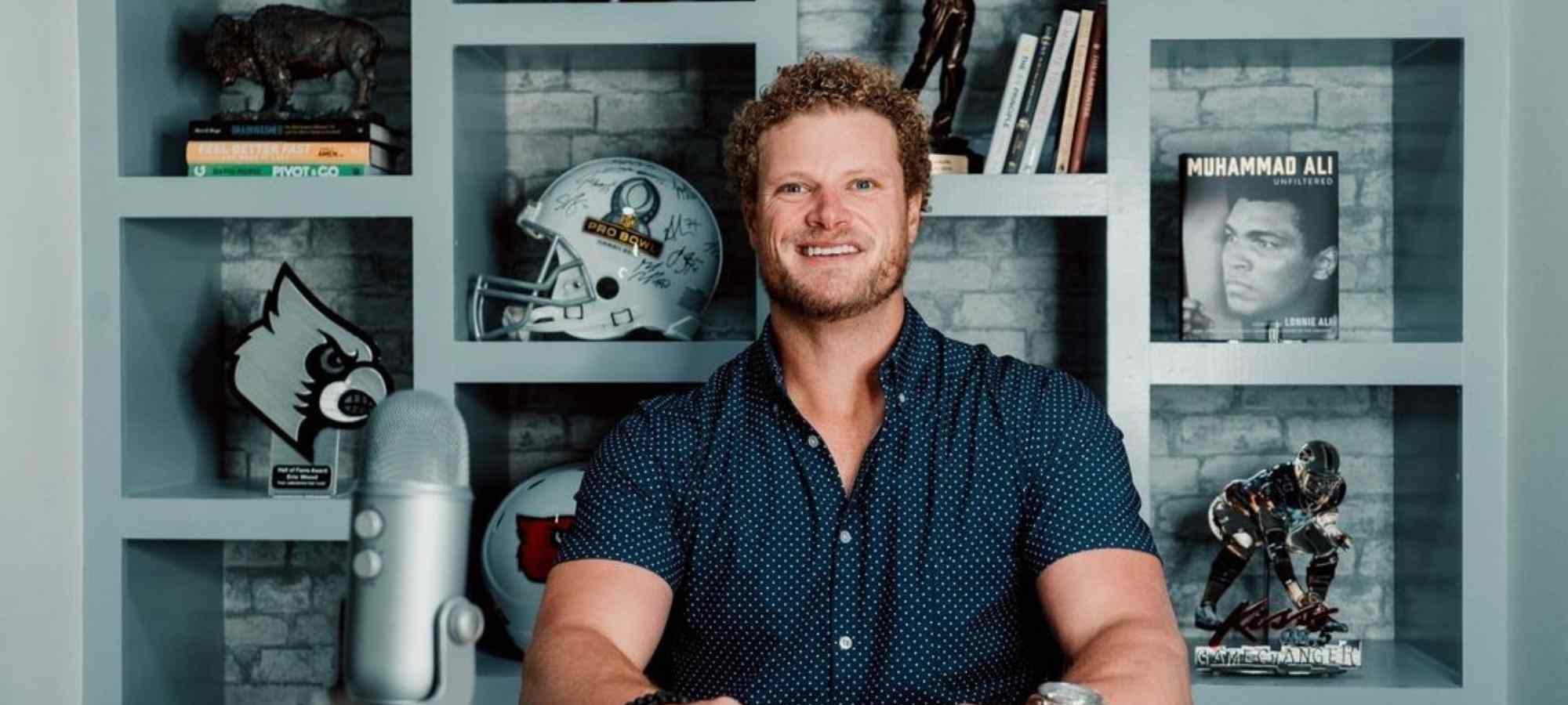 NFL Lineman Eric Wood’s 30-Day Challenge to Boost Self-Confidence